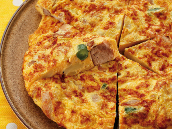 鶏肉と野菜の明太オムレツ