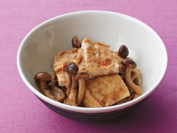 油揚げとしめじの炒め煮