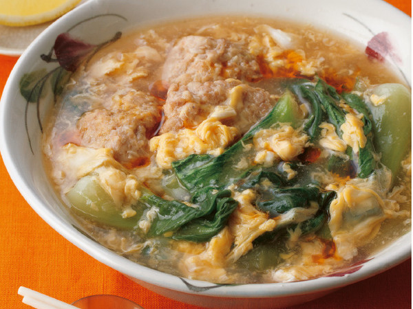 青梗菜と鶏だんごのエスニックスープ煮