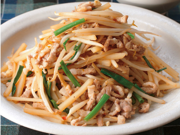もやしと豚肉のピリ辛中華炒め
