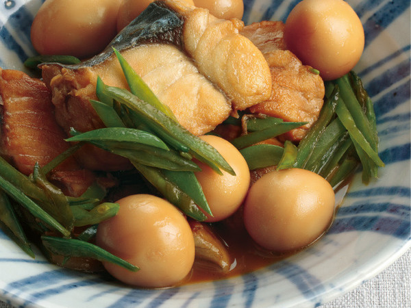 さわらとうずら卵の甘じょうゆ煮