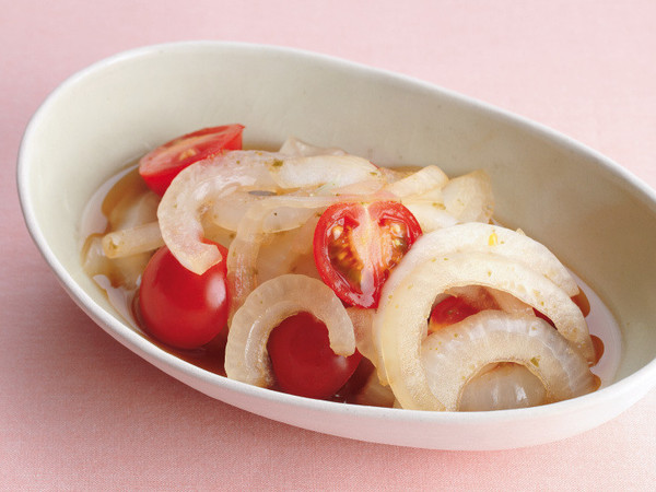 新玉ねぎとプチトマトのゆずこしょうだしびたし