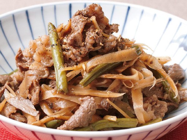 牛肉といんげんの甘辛煮