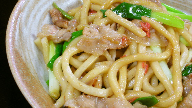 だしがしっかりきいてる醤油味の焼きうどん レシピ 作り方 By チャコ姫 クックパッド 簡単おいしいみんなのレシピが357万品