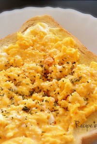 ✽朝楽✨うまうま♡レンジでふわふわ卵パン
