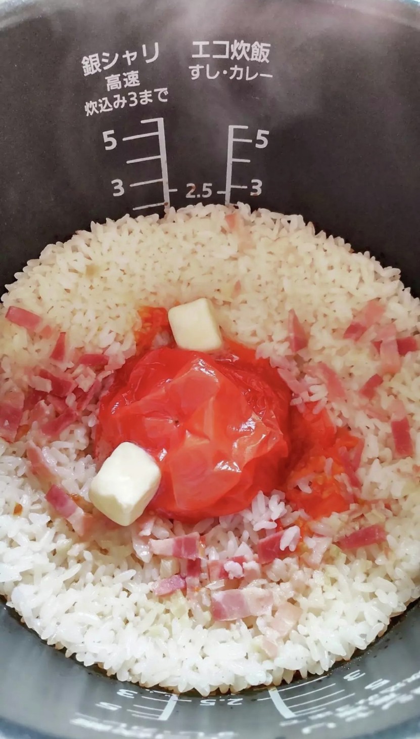 トマトピラフ＊まるごとトマト炊き込みご飯の画像