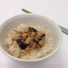 旨味たっぷり☆煮干しと干し椎茸の大豆味噌の画像