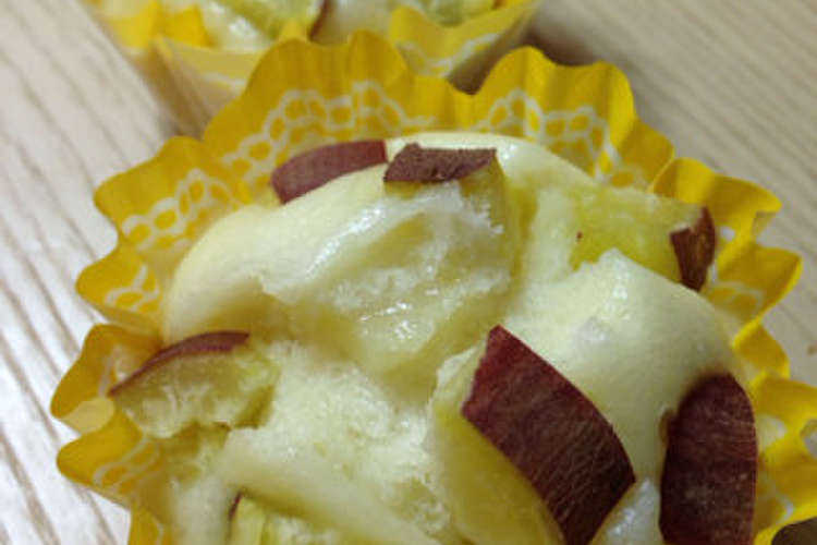 サツマイモとリンゴの蒸しパン レシピ 作り方 By Nyam02 クックパッド 簡単おいしいみんなのレシピが366万品