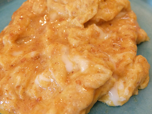 ごまチーズのスクランブルエッグ