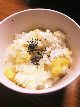 簡単!炊飯器でさつまいもご飯!