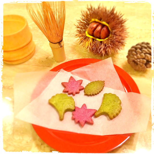 簡単☆卵不使用☆紫芋と抹茶の秋色クッキーの画像