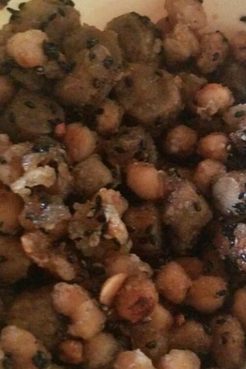 給食レシピ大豆の胡麻絡め+ごぼうの画像