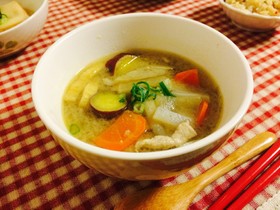 ♡ほっこりする、さつまいも入り豚汁