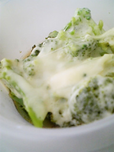 ブロッコリーのサラダの写真