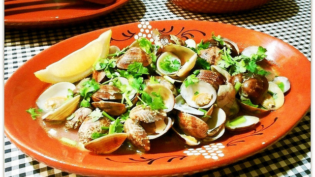 ポルトガルの あさりとパクチーの炒め物 レシピ 作り方 By Quegiro クックパッド 簡単おいしいみんなのレシピが355万品