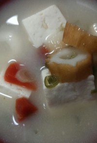 野菜と豆腐とちくわの白味噌