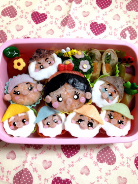 キャラ弁 ツムツム 白雪姫&7人の小人