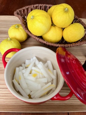 簡単!さっぱり味のゆず大根のお漬物