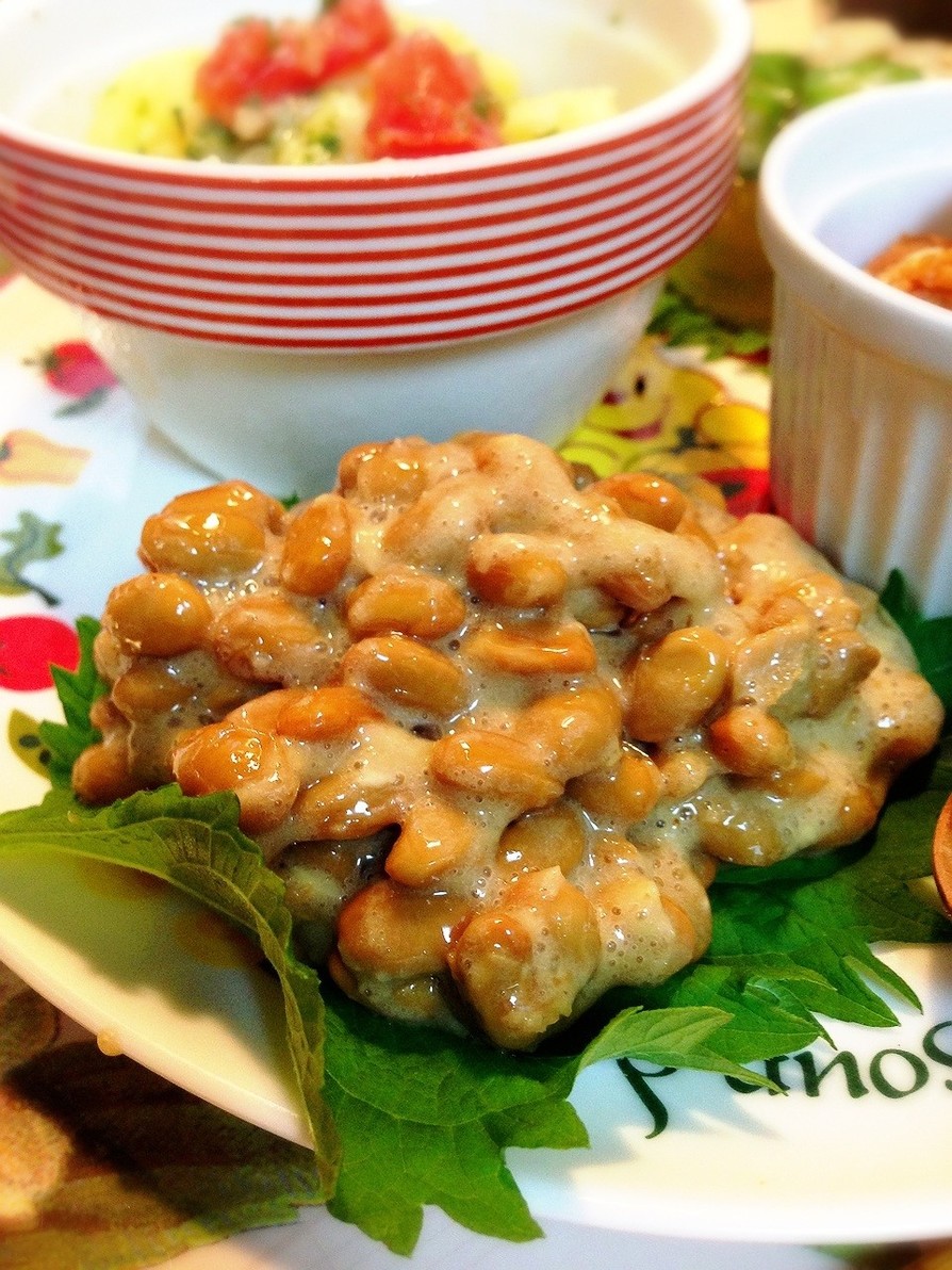 ごまドレに生姜納豆の画像