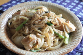 松茸の味* 簡単 鶏肉のクリームうどん