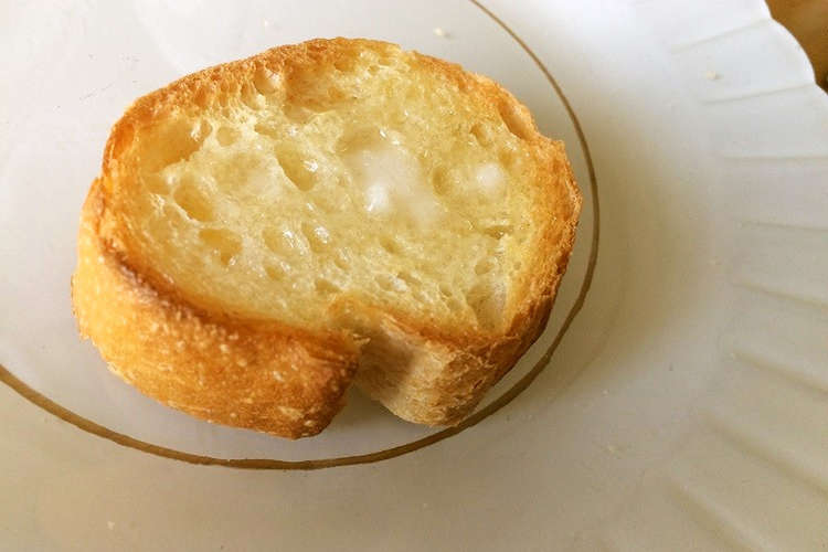 簡単すぎる ココナッツオイル乗せバゲット レシピ 作り方 By なおひめおごじょ クックパッド 簡単おいしいみんなのレシピが349万品