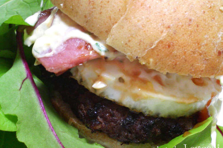 ベーコンエッグバーガー レシピ 作り方 By Lovechi クックパッド 簡単おいしいみんなのレシピが376万品