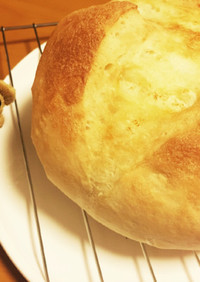 手捏ね☆丸いフランスパン〜バター風味