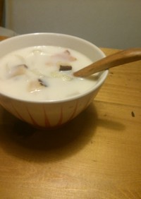 干し椎茸と白菜のミルクスープ