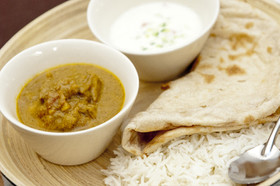 カレー粉で作る☆ココナッツチキンカレー