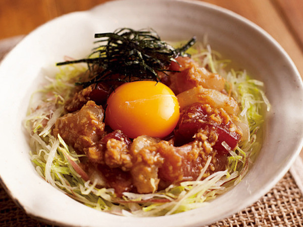 刺し身のごまねぎじょうゆあえ卵黄添え