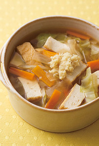 野菜と厚揚げのしょうが風味スープ