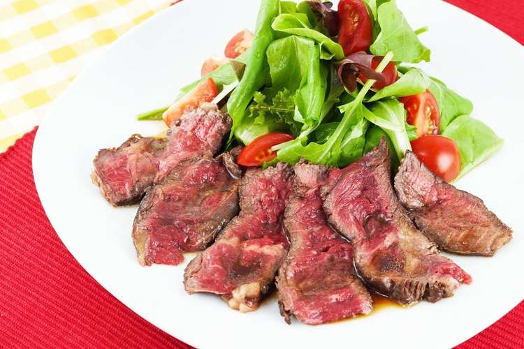 おもてなし料理に 簡単牛肉のタリアータ レシピ 作り方 By 調味料や 赤マルソウ クックパッド