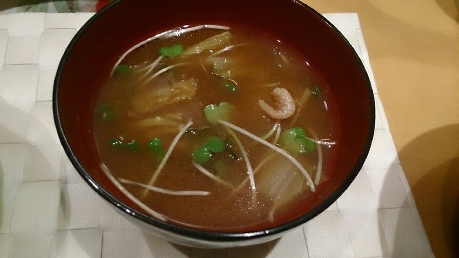 中華風!白菜と干し海老のお味噌汁の画像