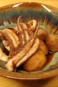 京のおばんざい　小芋とイカの炊いたん