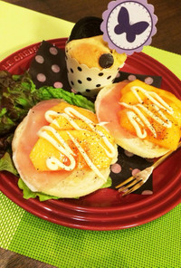 簡単朝ごはん☆生ハムと柿のトースト