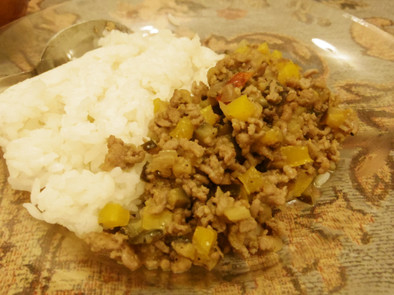 【ご飯がすすむ】ひき肉となすのピリ辛炒めの写真