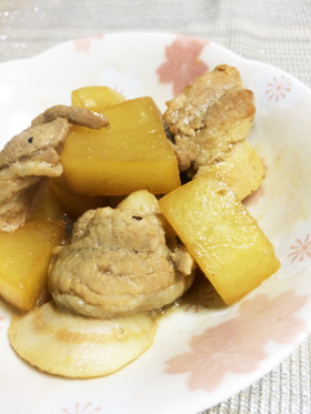寒い季節に…こっくり豚みそ大根