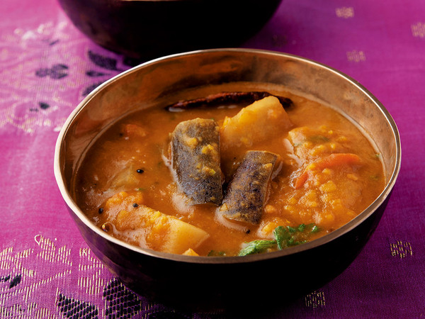 サンバル(豆の野菜カレー)