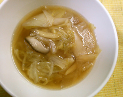絶品！ 白菜 ネギの 中華煮込み スープの写真