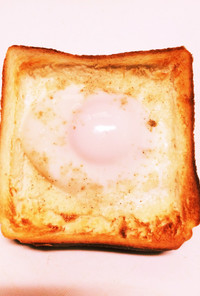 朝 簡単 半熟卵トースト