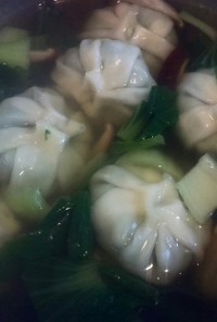 冷凍食品でラク×2☆ニラ饅頭の中華スープ
