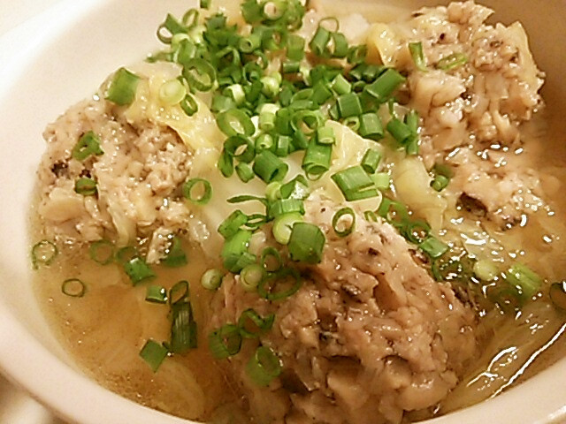 豚団子と白菜の簡単スープ☆の画像
