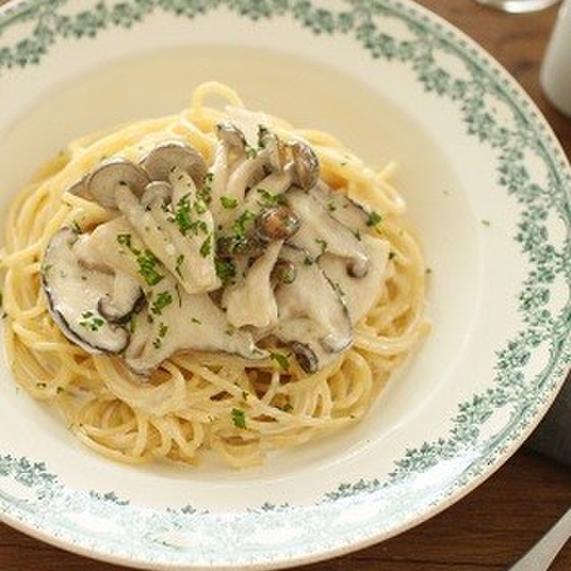 トリュフソース きのこのクリームパスタ レシピ 作り方 By 盛田レシピ クックパッド 簡単おいしいみんなのレシピが356万品