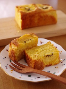ゴールドキウイの簡単パウンドケーキ