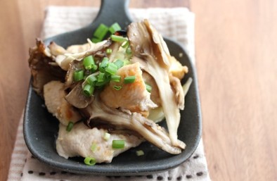 鶏むね肉と舞茸の味噌焼きの写真