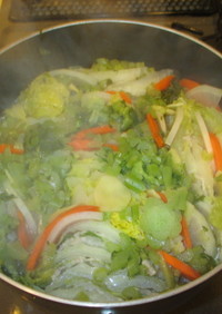 野菜たっぷり！白菜と豚バラの酒鍋
