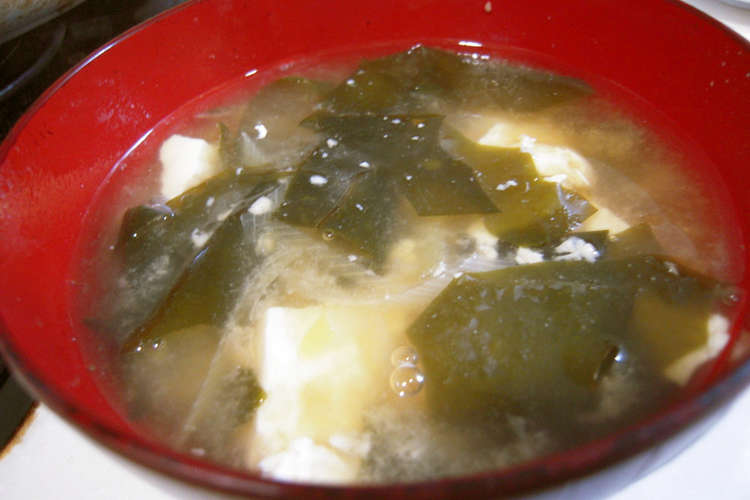我が家のお味噌汁 お豆腐とねぎとわかめ レシピ 作り方 By Hiro31 クックパッド