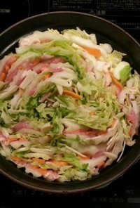 塩糀de白菜と豚肉の重ね蒸し鍋