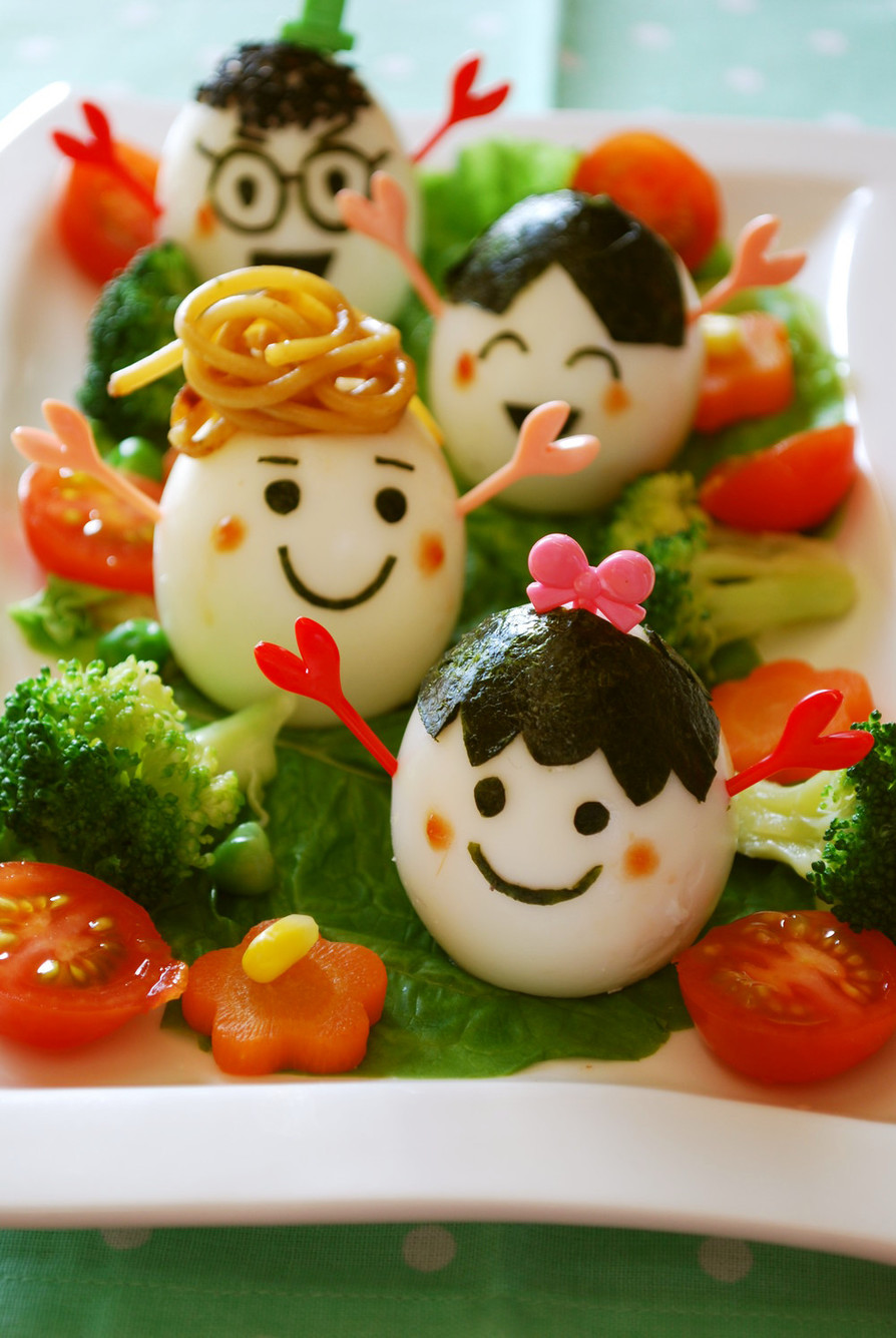 ニコニコ☆たまごファミリーのサラダの画像