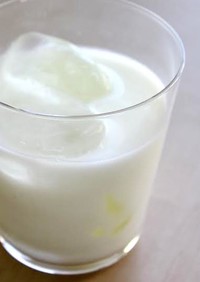 簡単美味しい～こく梅のミルク割＃牛乳消費